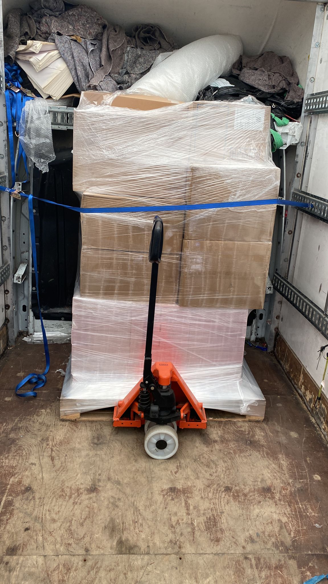 Poza galerie Trustedtrans - PHOTO-2023-11-24-11-31-17.jpg